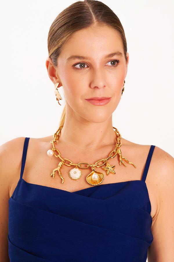 COLLAR